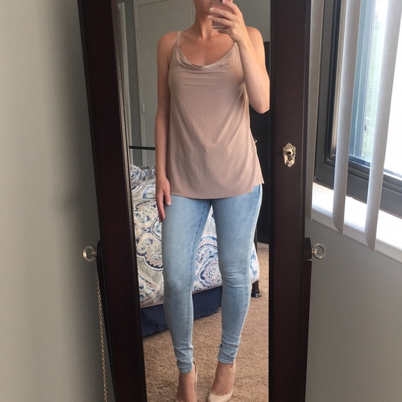 ✨Tan Strappy Back Loose Top - Picture 2 of 6